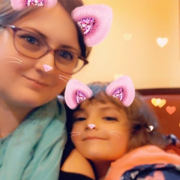 Meet the Posher Other - Meet your Posher, Alicia